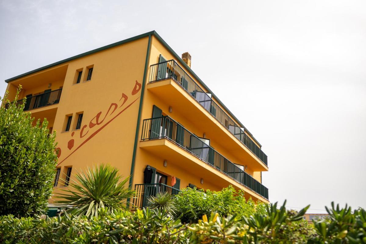 Hotel Picasso Torroella de Montgrí Esterno foto