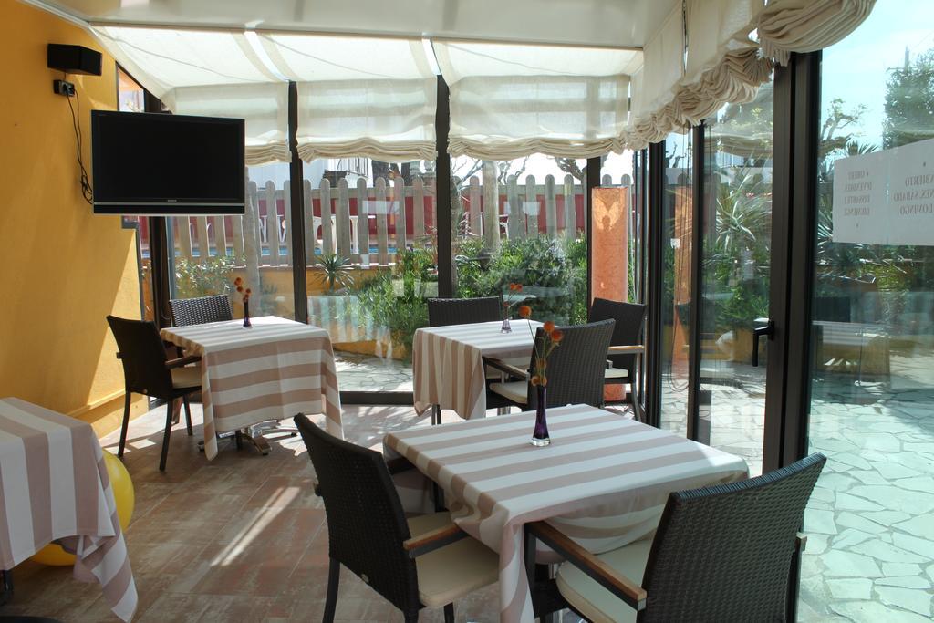 Hotel Picasso Torroella de Montgrí Esterno foto