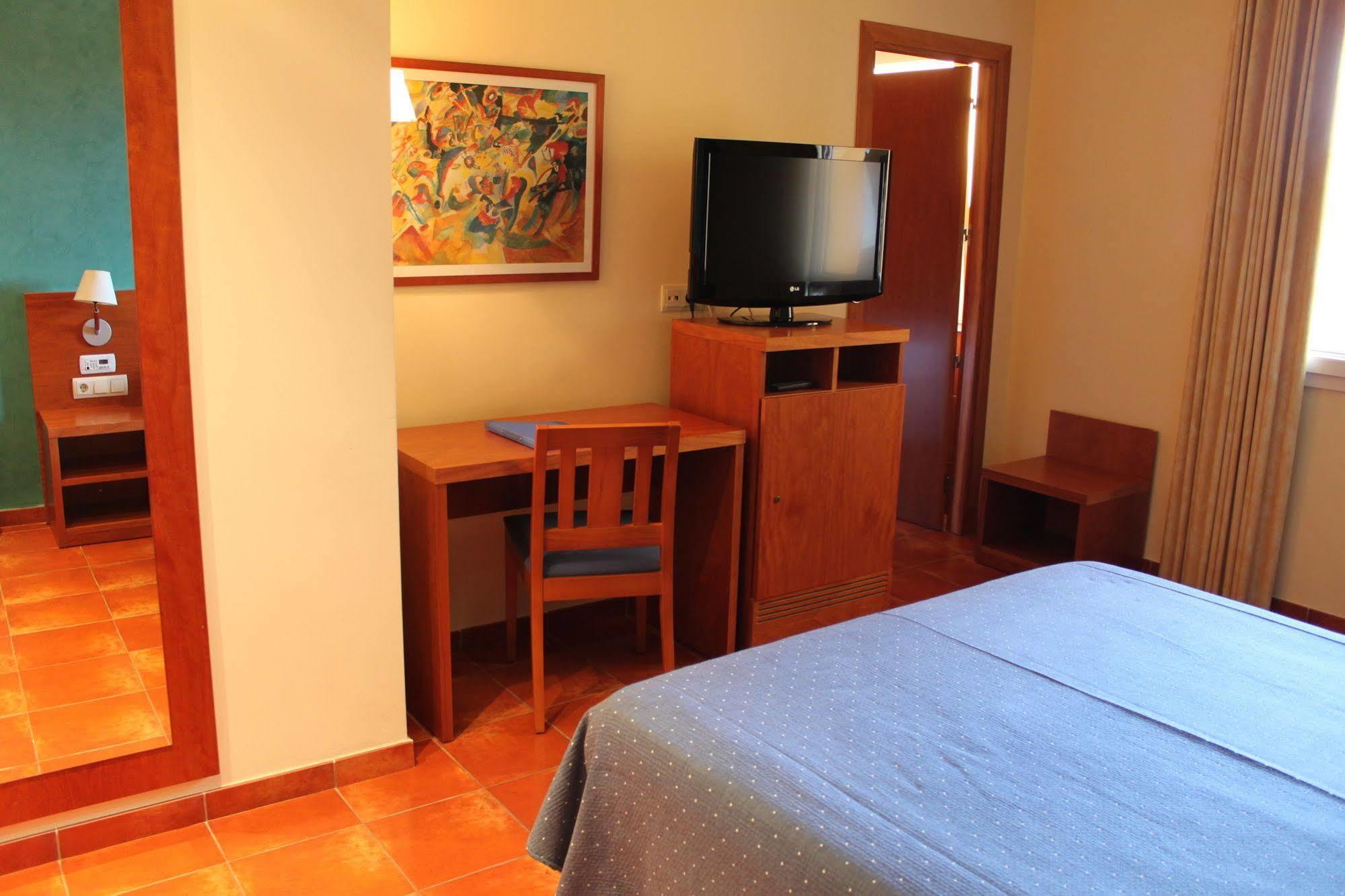 Hotel Picasso Torroella de Montgrí Esterno foto