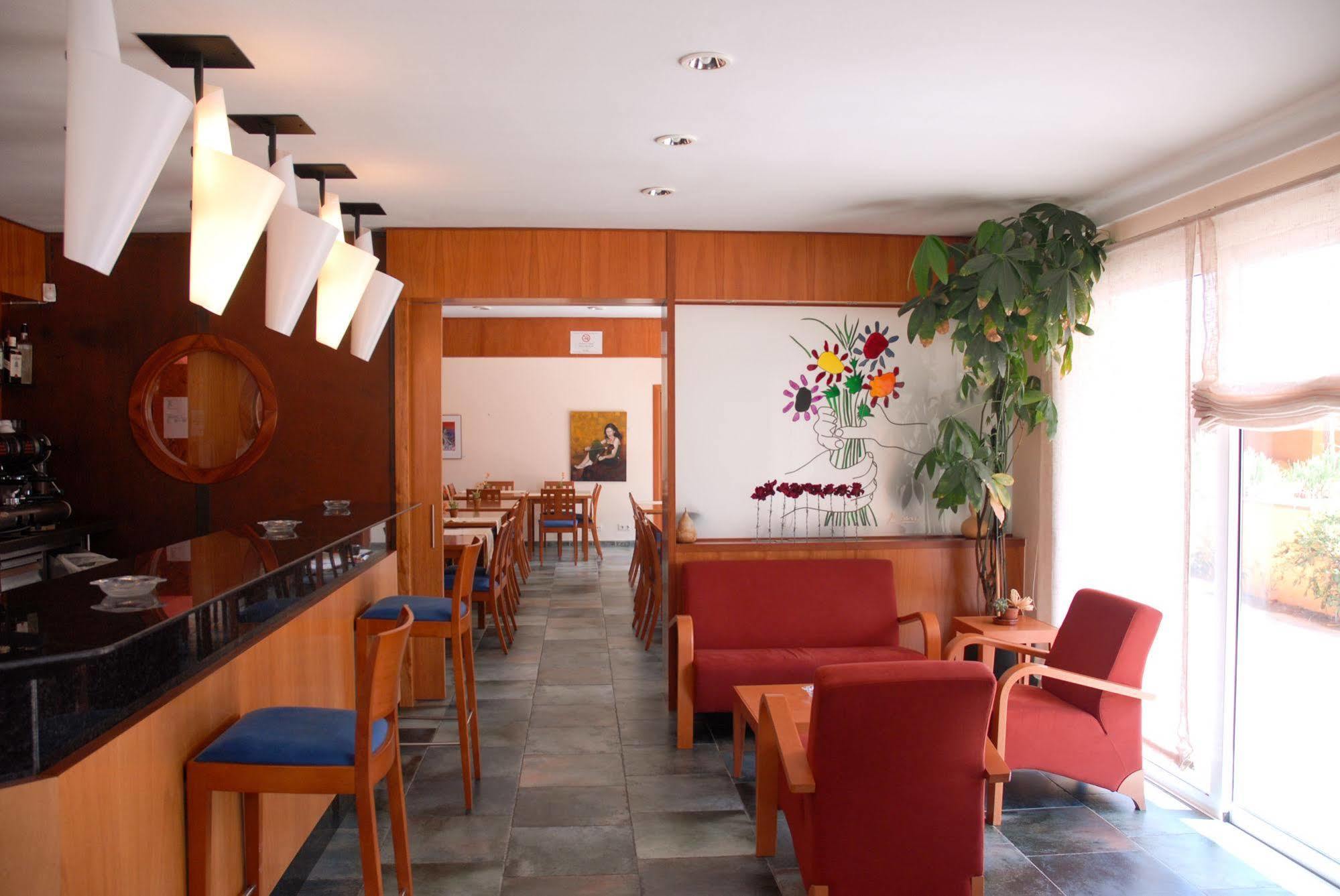 Hotel Picasso Torroella de Montgrí Esterno foto